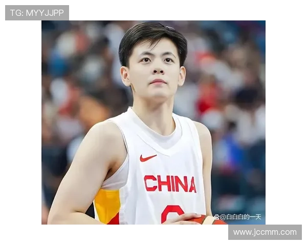 杨舒予点评首战战术暴露问题