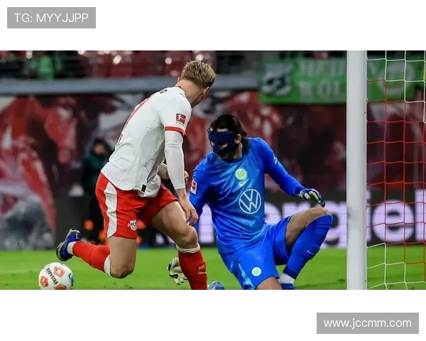 [德甲]门将扑救脱手 奥尔班门前补射破门.